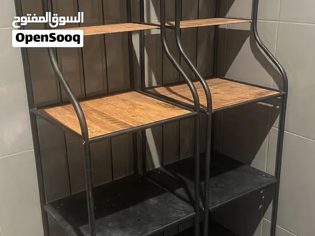 للبيع ارفف حمام نظيفه وجديده مافيهم اي شي