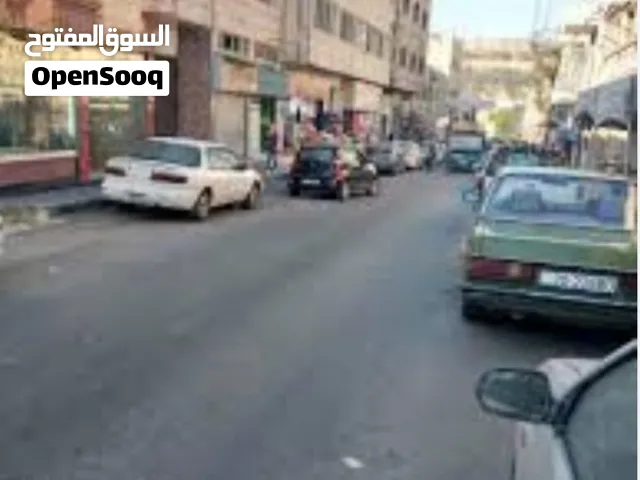 محلات للبيع تجاريه