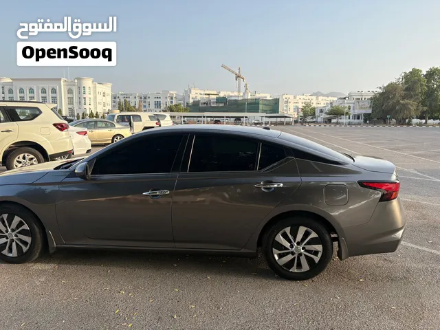 Nissan Altima 2019