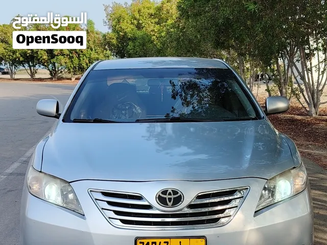 كامري 2007 فضي 4 سلندر جاهز للإستخدام اوتوماتيك اقتصادي جدا غني عن التعريف ..