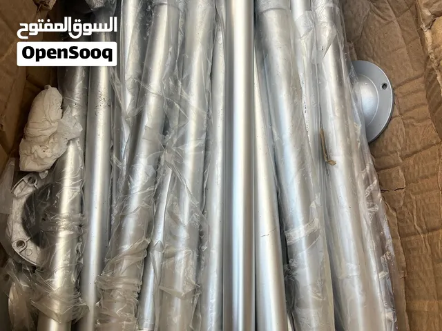 ستاندات وعصى تثبيت الكامرات