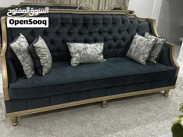كرسي يكفي لاربعة اشخاص واكثر