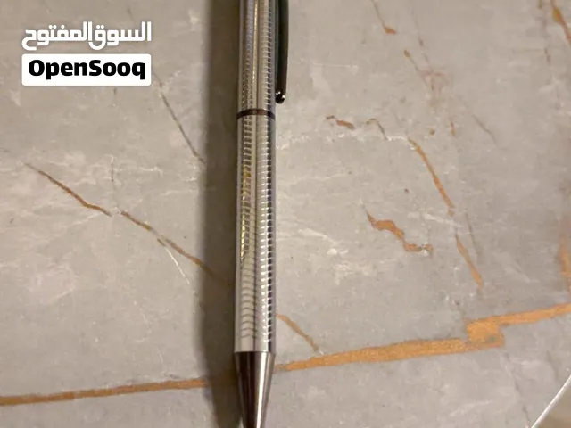 للبيع قلم من غير بوكس
