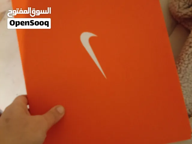 حذاء نايك للبيع