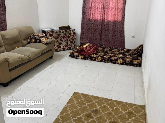 room available for bachelors in east riffa 100 bd with ewa kitchen appliances available bathroom