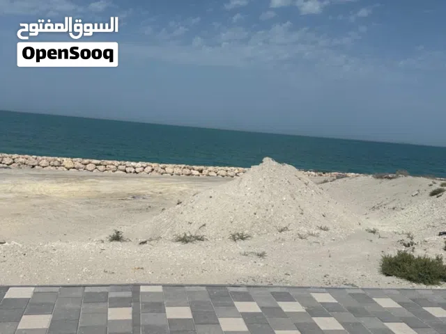 اجمل و ارخص ارض في دلمونيا على البحر المفتوح 774متر مربع..