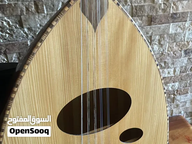 عود زرياب أصلي مع الحقيبة للبيع