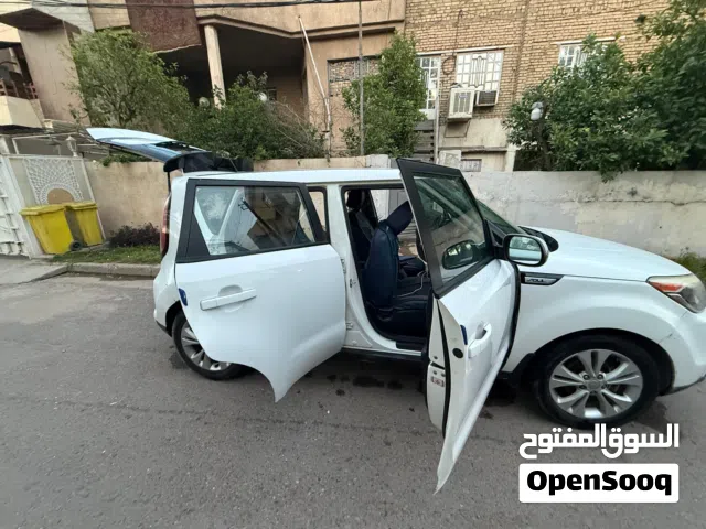 2016 كيا سول EX