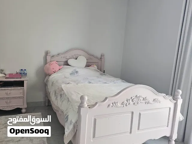 للبيع. 2 سرير ابو نفر