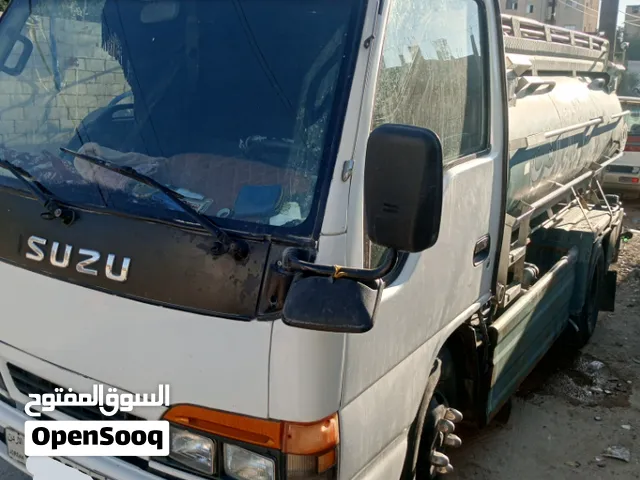 تنك مياه صالح للشرب