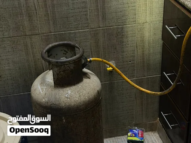 انبوبة أسطوانية و بوتوجاز مسطح