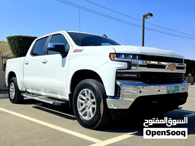 سلفرادو موديل 2019 للبيع دبل  بحادث بسيط جدا  8سلندر
