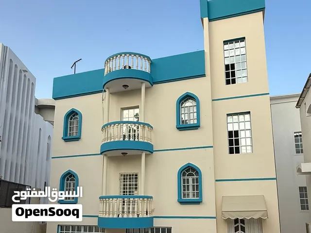 شقة فالقرم للإيجار  Flat in Qurum for rent