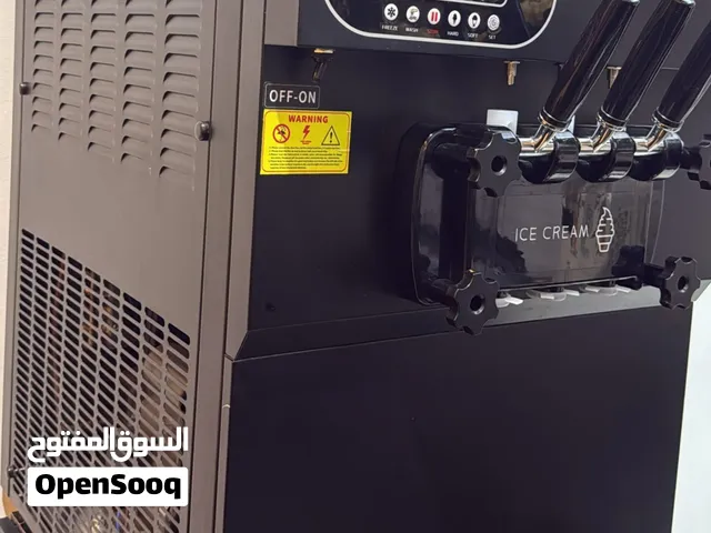 ماكينه سوفت ايس كريم  ثمنها 1000 دينار تقريبا
