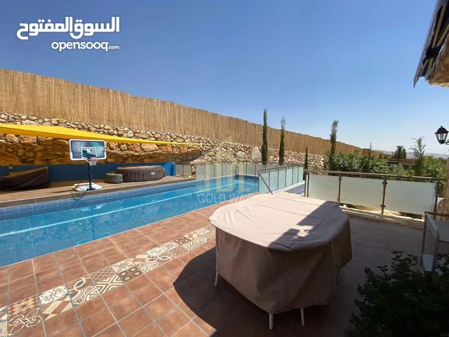 عقار يستحق المشاهدة مزرعة مميزة للبيع بتشطيبات راقية وسعر مميز في أجمل مناطق ناعور / ref 9603