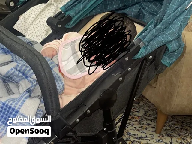 عربانة اطفال توأم