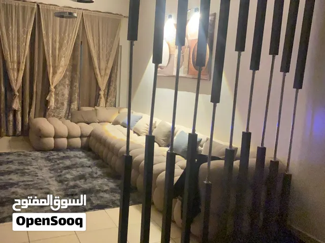 شقه للبيع العاجل