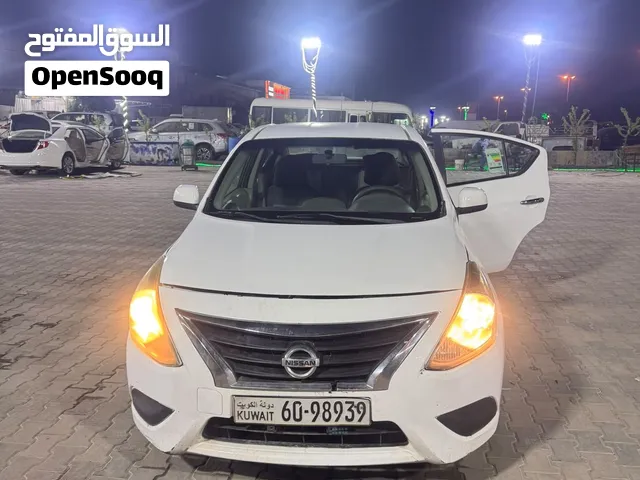 نيسان صني 2022 لون أبيض