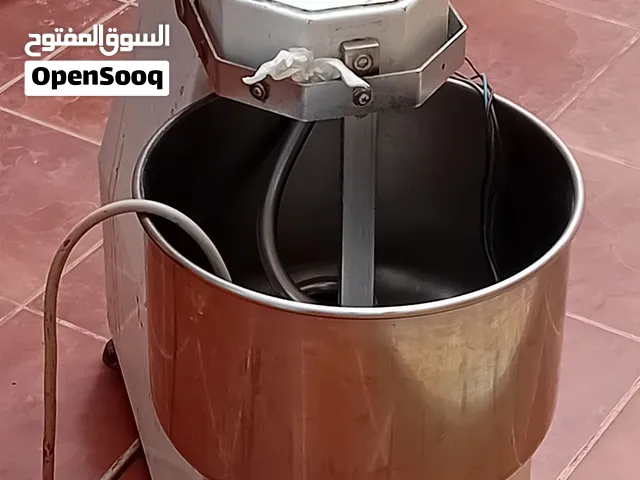 كوشة إيطالية وعجانة إيطالية