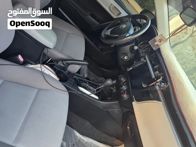 Toyota Corolla 2015 SE - GCC Specs (2.0L Engine)