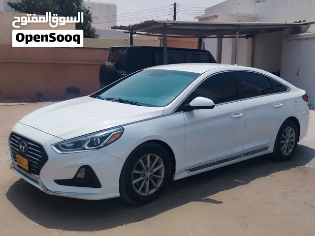 للبيع هيونداي سوناتا فئة SE