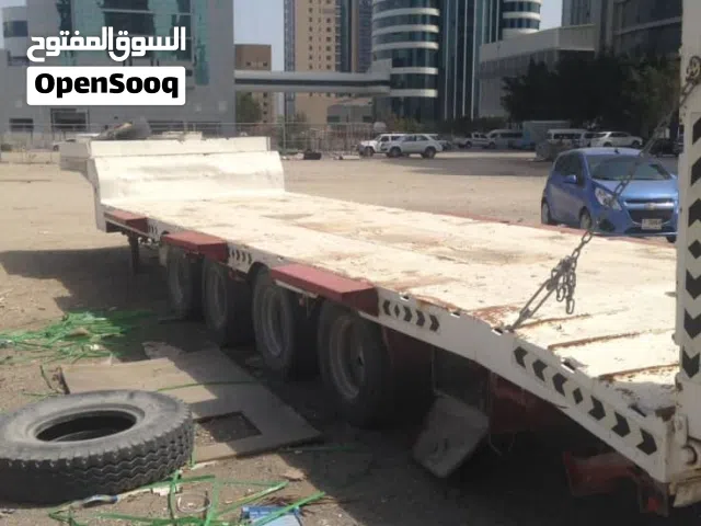 للبيع مقطورة سيارات ومعدات ثقيلة موديل 2015 مواصفات مرغوبة