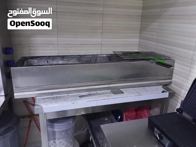 منقل شوي صناعي ستانلس ستيل مقاوم للصدأ ابعاده 120سم ×40سم مع طاحونة حبوب صناعية