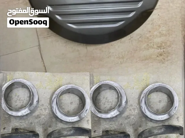 للبيع غطا سبير فتك نظيف مافيه ولا كسر وسبرنقات فتك طرحه امامية 24cm مع كعكات