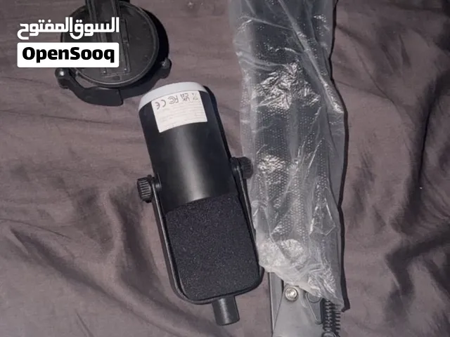 مايكروفون جديد بسعر المستخدم لان الكارتون مالته تعبتن
