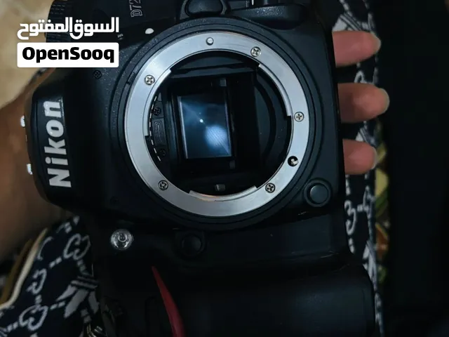 كامره نيكون 7200