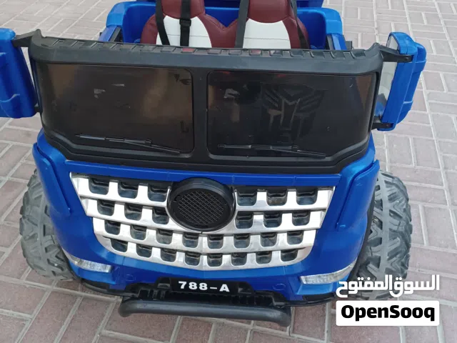 Four wheel have duty truck