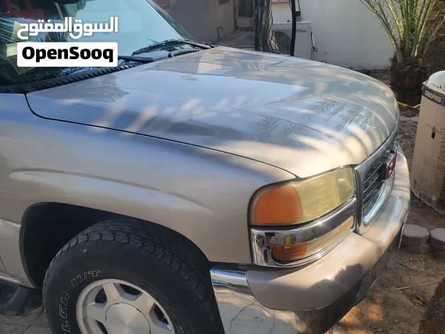 2*4 GMC يوكون بحالة ممتازة للبيع
