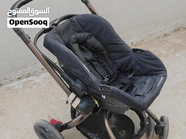 عربة اطفال مع مقعد السيارة