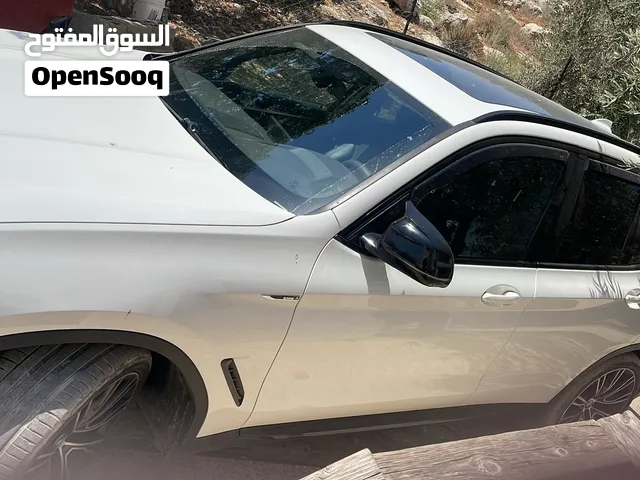 سيارة للبيع