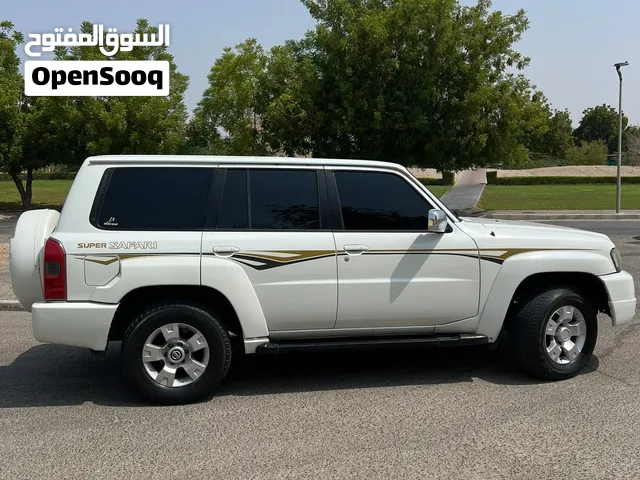 Used Nissan Patrol in Al Dakhiliya
