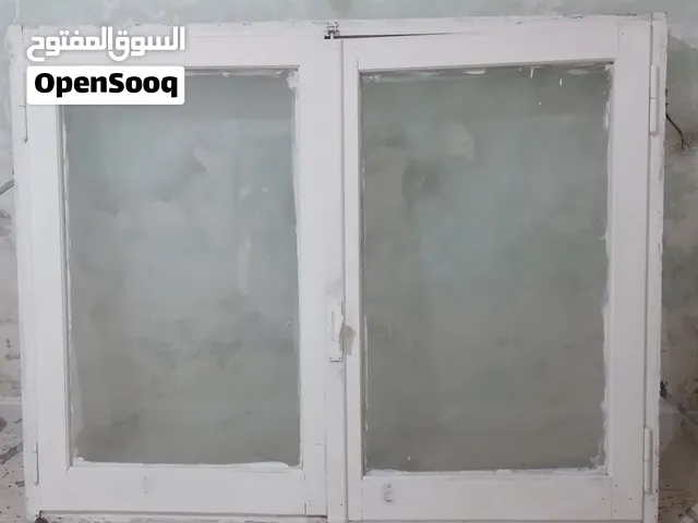 شباك لوح كامل حجم كبير
