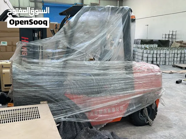 للبيع رافعتين شوكيه موديل 2026 ديزل 3طن لم تستخدم وكاله