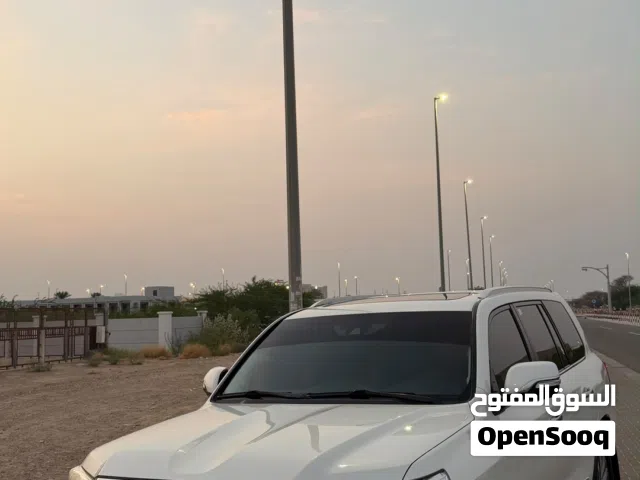 2018 تويوتا لاند كروزر VXR