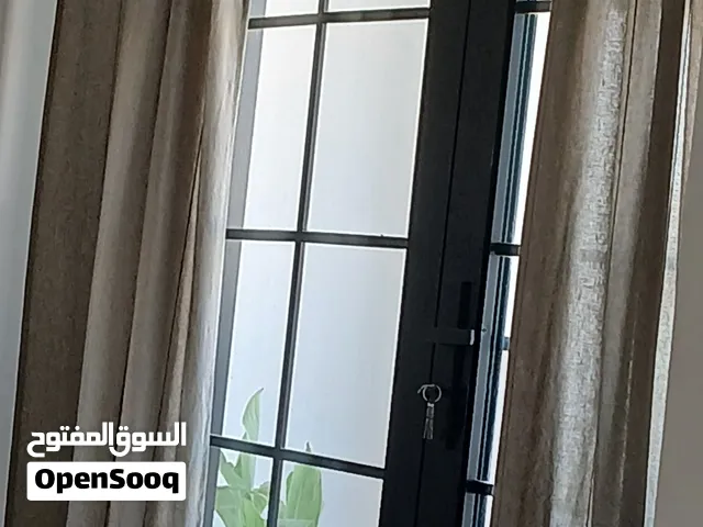 باب اللمنيوم زجاجي