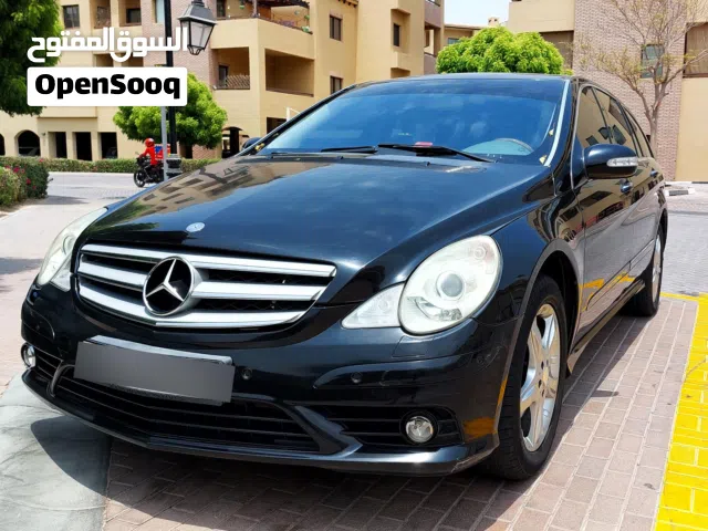 7 seat's 4x4 wagon v6 sports package gcc