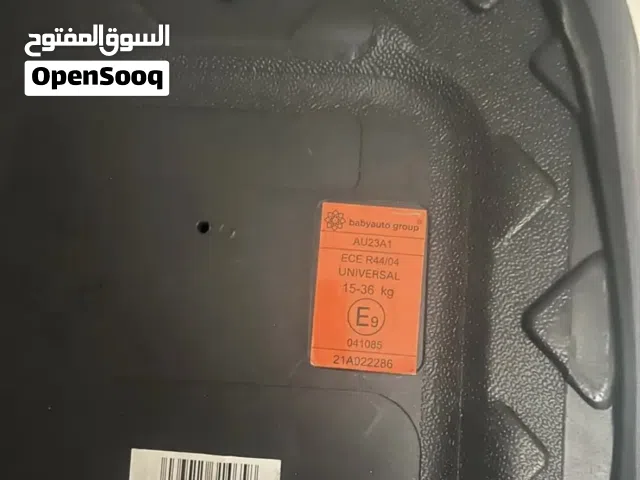 كرسي سيارة للأطفال