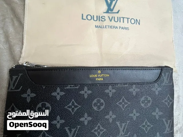 Premium Men’s Louis Vuitton Inspired Clutch Bag – Elegant & Stylish Look