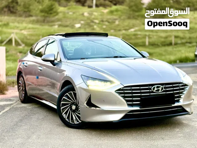Sonata 2022 وارد وكاله تحت الكفاله اقل عداد شبه زيرو اعلى صنف فحص كامل اقرأ داخل الاعلان