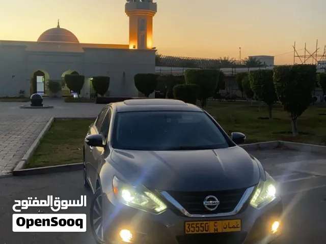 Used Nissan Altima in Al Dakhiliya