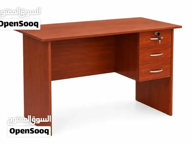 صفقة مكتب عملي أنيق مع 3 أدراج وقفل – مساحة مرتبة للعمل والدراسة وتخزين أغراضك بسعر يستاهل