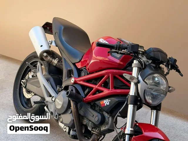 Ducati monster 696 model 2014 بحاله ممتازه جدا ترخيص سنه كوشوك جديد صبانه وكاله بحاله وكاله جدا للبع