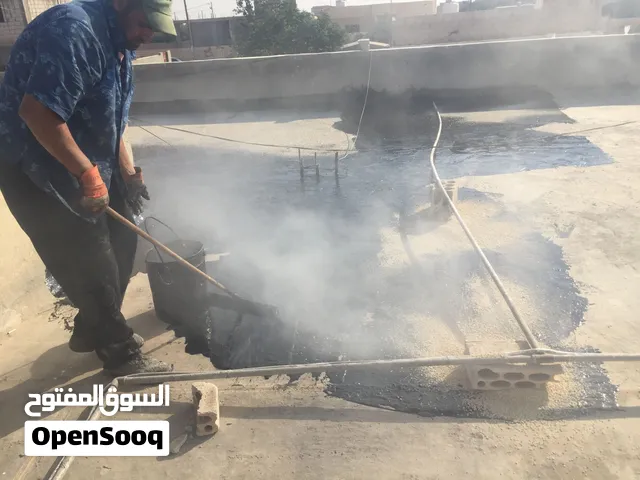 تزفيت الطرق والساحات وعزل الأسطح بالزفتة الساخنه او الرولات وعمل صبات فوم وسكريد  زفته تعبيد