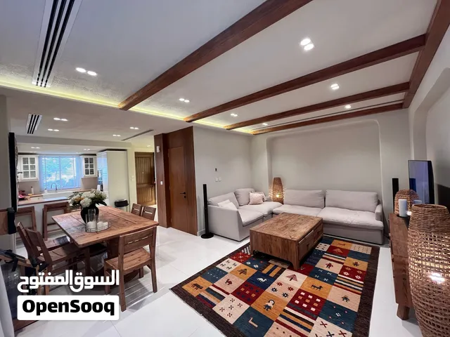 2 BR Fantastic Modern Townhouse in Al Mouj