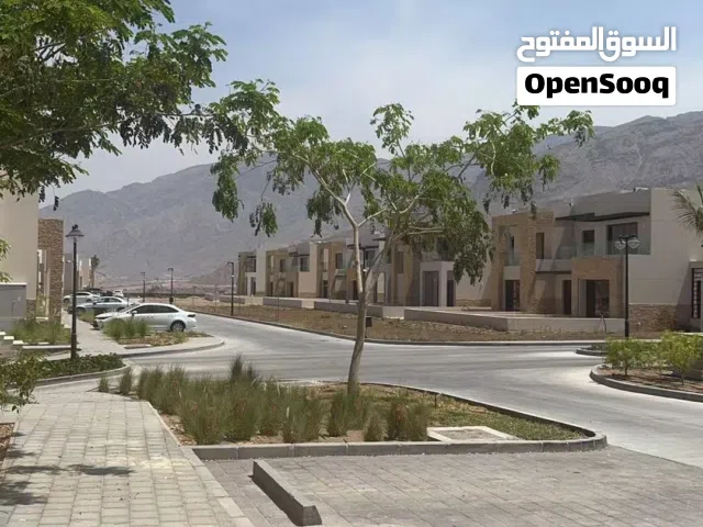Al Sifah townhouse for sold from landlord.With fully furniture from IKEA,TV,PS5, Bicycle,Internet.