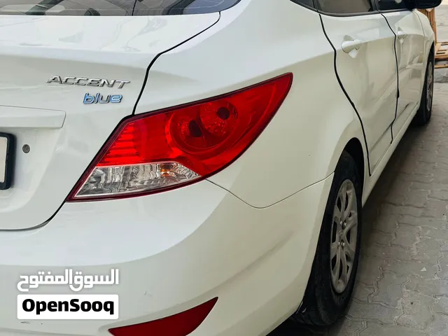 Hunday accent 2013 Modal for sell